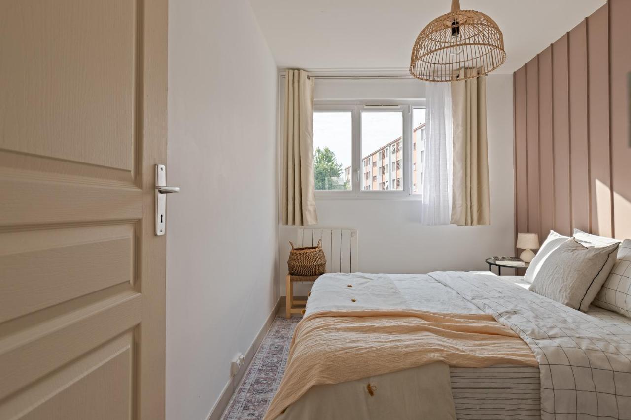 Appartement Spacieux 1 Chambre Parking Gratuit Valence  Exterior photo